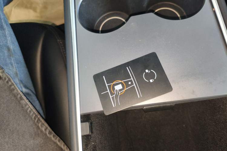 Used Tesla Model 3 2022 Rear-Wheel-Drive Version Interior 1