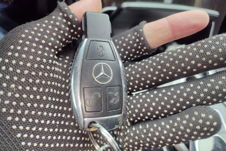 Used Mercedes-Benz GLC 2016 GLC 260 4MATIC Luxury Model
