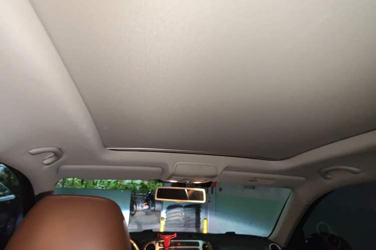 Used Volkswagen Tiguan 2015 1.8TSI Automatic Two-Wheel Drive Luxury Model Headliner