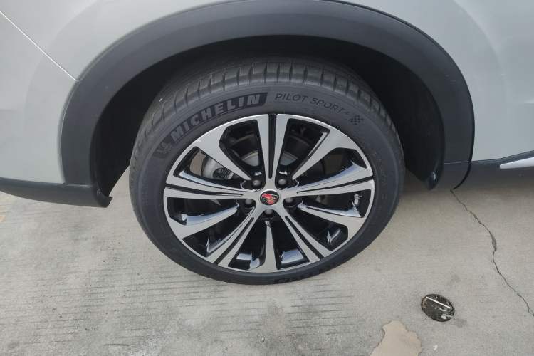 Used Roewe RX5 eMAX 2020 500 PHEV Smart Cabin Flagship Edition
