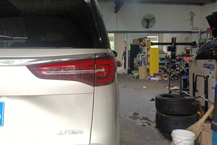 Used Buick GL8 2020 ES Land Cruiser 653T Flagship Model Right Rear Taillight