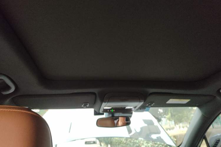 Used Cadillac XT4 2018 28T 4x4 Platinum Edition