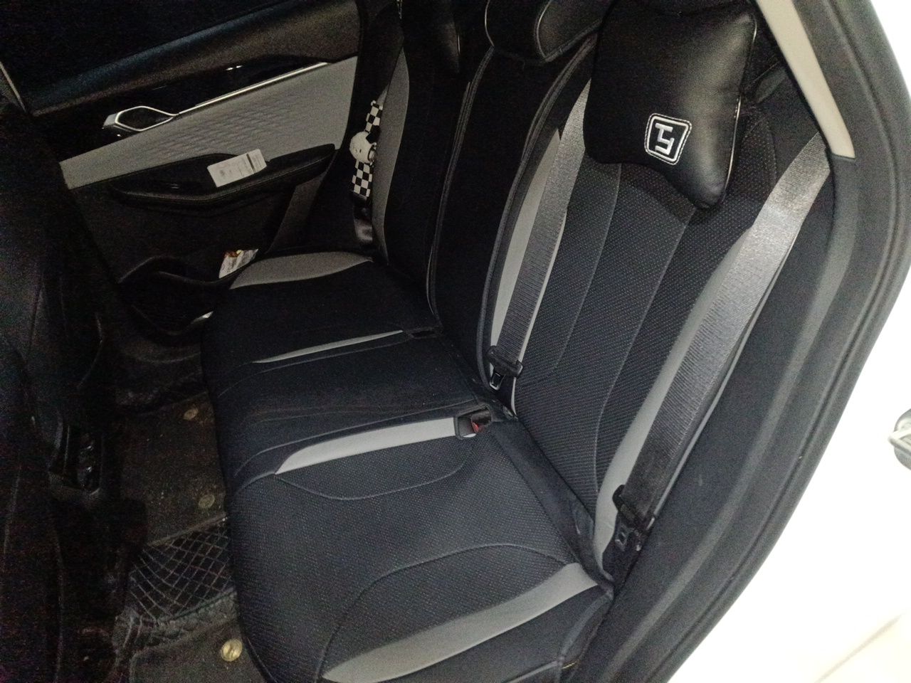 Geely Auto Coolray 2022 Bin Yue COOL 1.5TD DCT Ignite Edition — снимка 17
