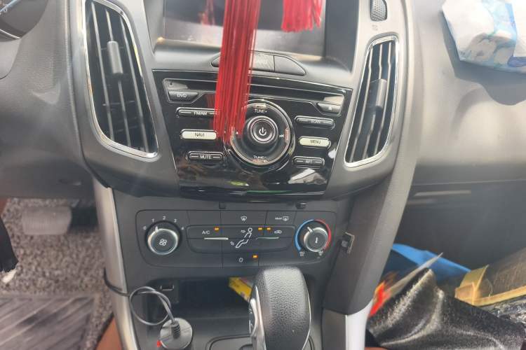 Used Ford Focus 2015 Hatchback 1.6L Automatic Comfort Model
