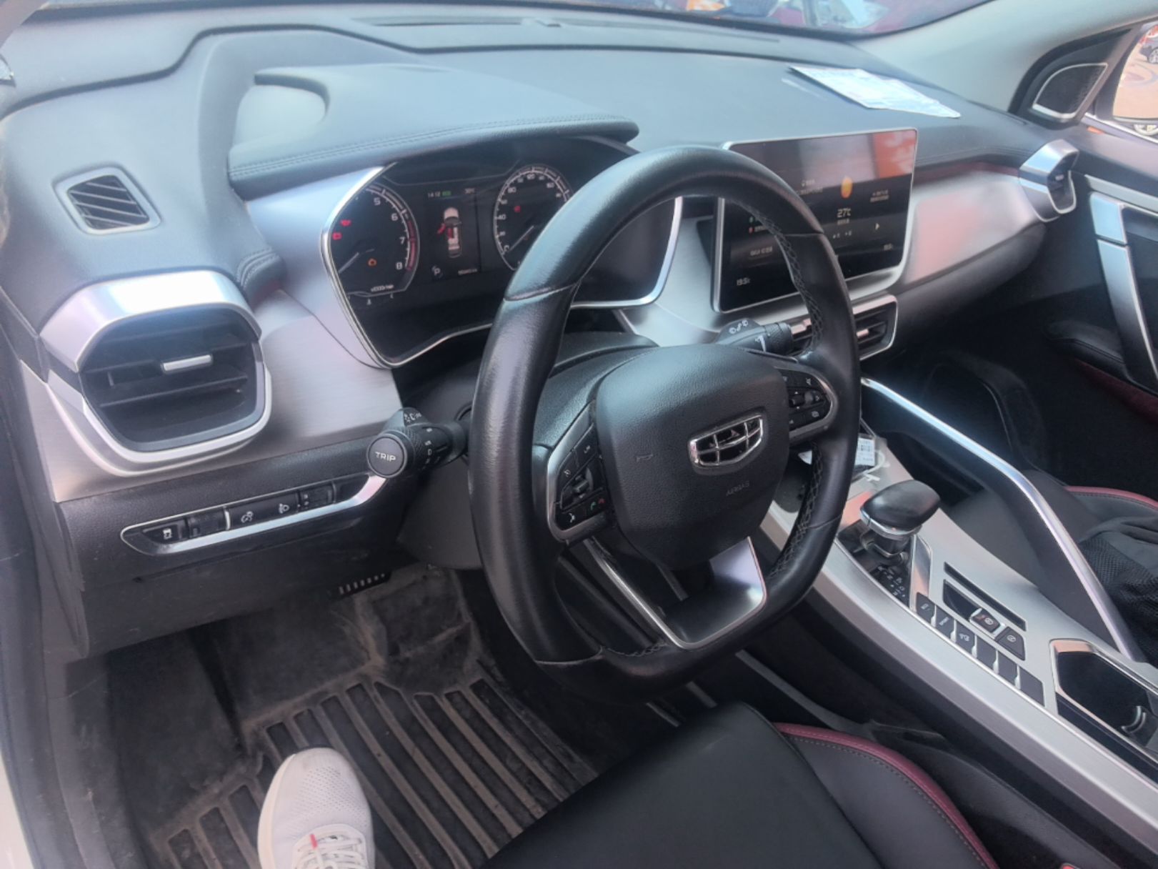 Geely Auto Coolray 2021 1.4T DCT Diamond Edition — снимка 12