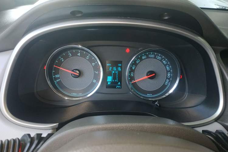 Used Chevrolet Lova RV 2016 1.5L Manual Comfort Edition Instrument Cluster