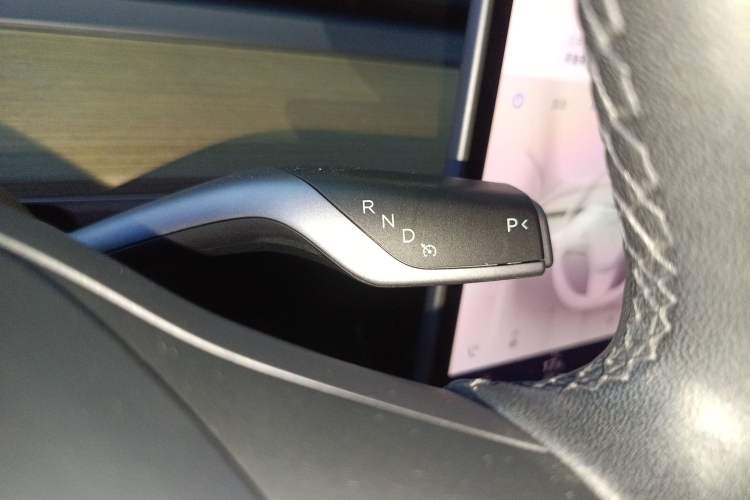 Used Tesla Model Y 2021 Standard Range Rear-Wheel Drive Version Gear Lever