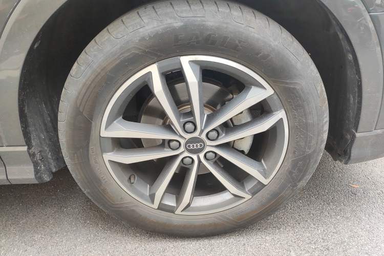 Used Audi Q3 2022 35 TFSI Progressive Dynamic Edition
