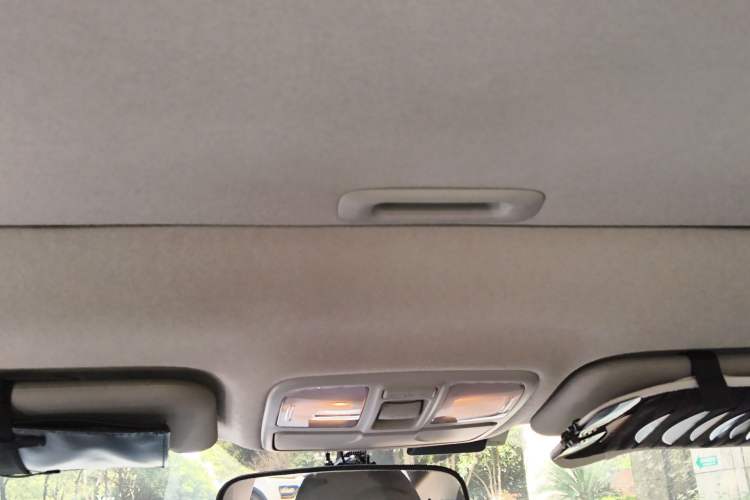 Used Hyundai ix35 2013 2.0L Automatic Two-Wheel Drive Smart GLS China IV Standard