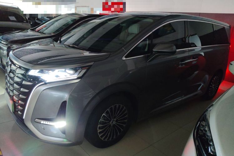 Used Denza D9 2022 DM-i 970 Four-Wheel Drive Flagship Model