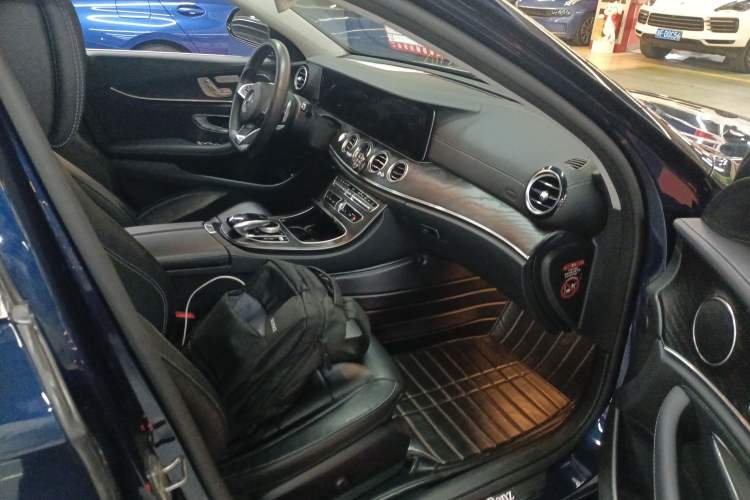 Used Mercedes-Benz E-Class 2018 E 300 L Sporty and Stylish Model
