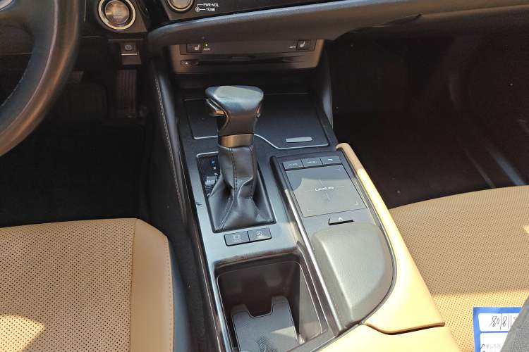 Used Lexus ES 2021 200 Excellence Edition