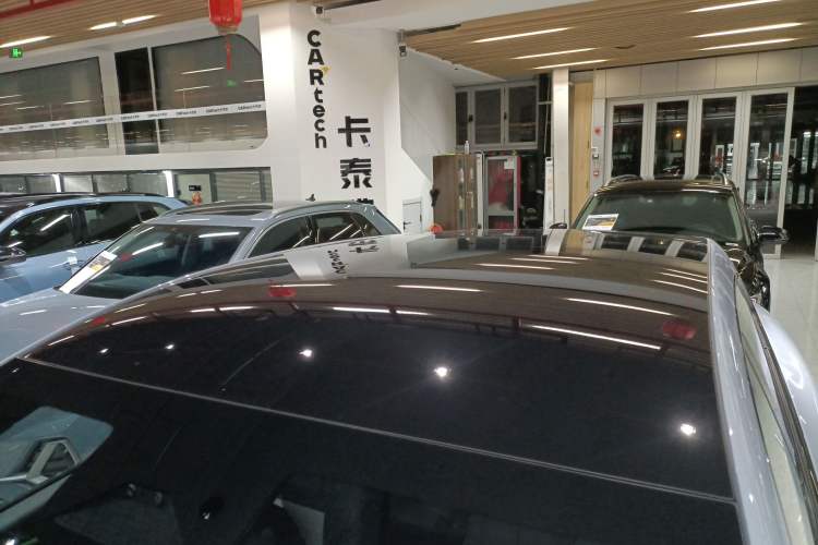 Used XPeng G7 2025 Model—702 Ultra Long Range Roof