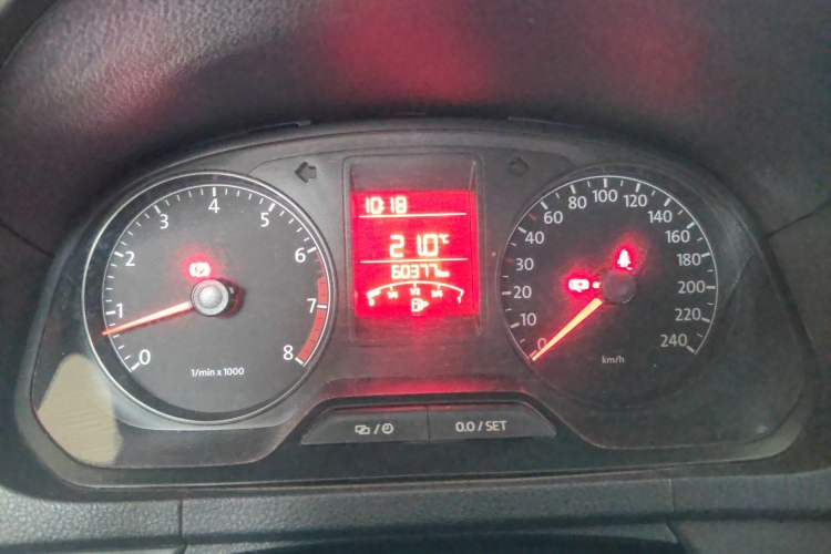 Used Volkswagen Jetta 2013 1.6L Manual Fashion Edition
