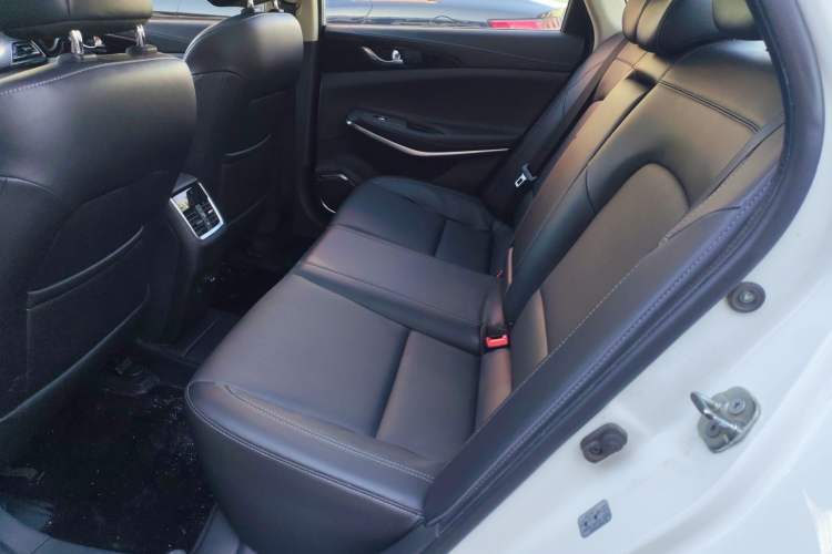 Used CHANGAN Ruicheng CC 2021 Blue Whale Edition 1.5T DCT Prestige Model Left Rear Seat