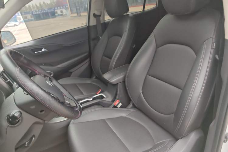 Used Hyundai ix35 2019 2.0L Automatic 2WD Zhiyong·Changxiang Edition China VI Standard Left Front Seat