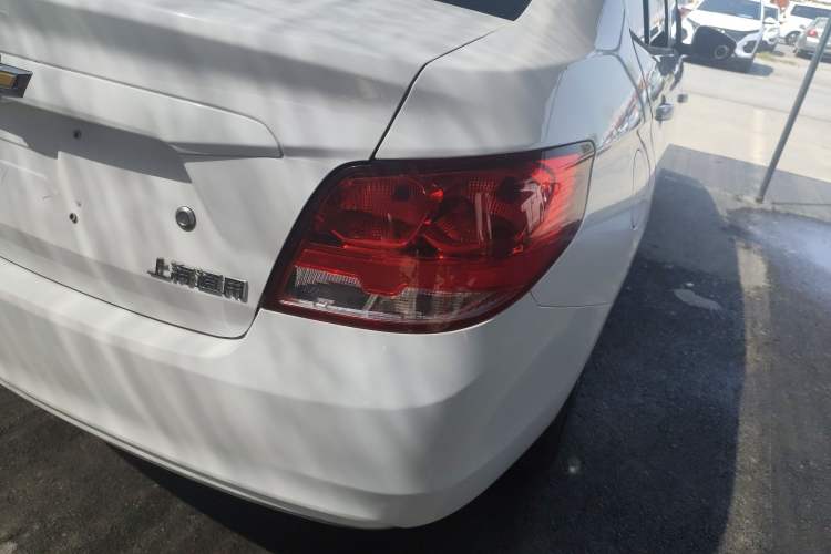 Used Chevrolet Sail 2015 Sail 3 1.5L Manual with Ideal Sunroof Edition
