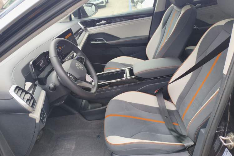 Used Volkswagen ID.6 CROZZ 2022 Long-Range PRO Edition Left Front Seat