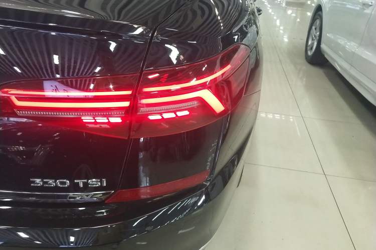 Used Volkswagen Passat 2019 330TSI Prestige Edition China V Standard Right Rear Taillight