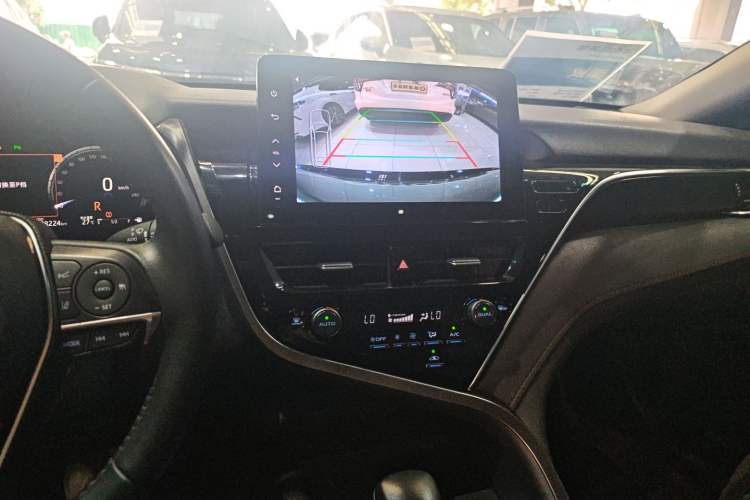 Used Toyota Camry 2023 2.5G Luxury Edition
