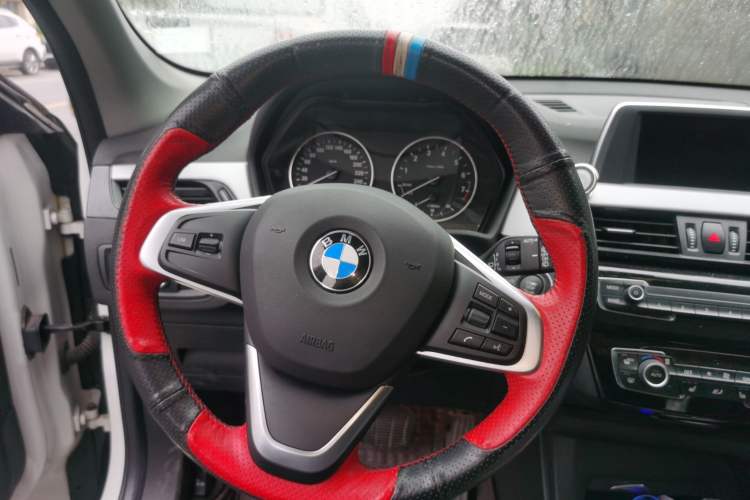 Used BMW X1 2016 sDrive18Li Premium Edition Steering Wheel