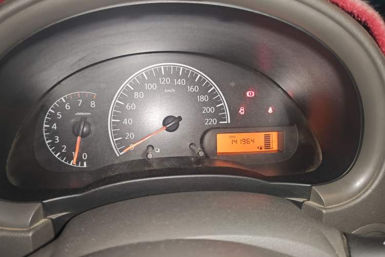 Used Nissan Sunny 2015 1.5XE Manual Comfort Edition