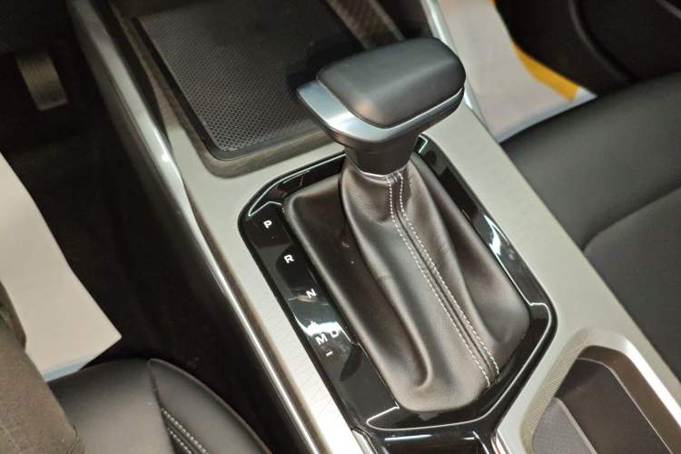 Used Geely Auto Emgrand 2026 Model 4th Generation 4 Millionth Anniversary Edition 1.5L CVT Feiyue Edition