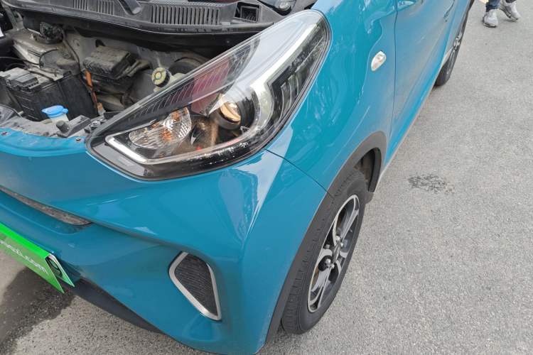 Used Chery QQ Little Ant 2021 200 000-Yuan Ant Fan Edition Talent Version Lithium Iron Phosphate 301 km Left Front Headlight