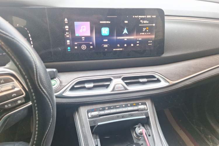 Used Landian E5 2023 1.5L DE-i 100KM Comfort Edition 7-Seater