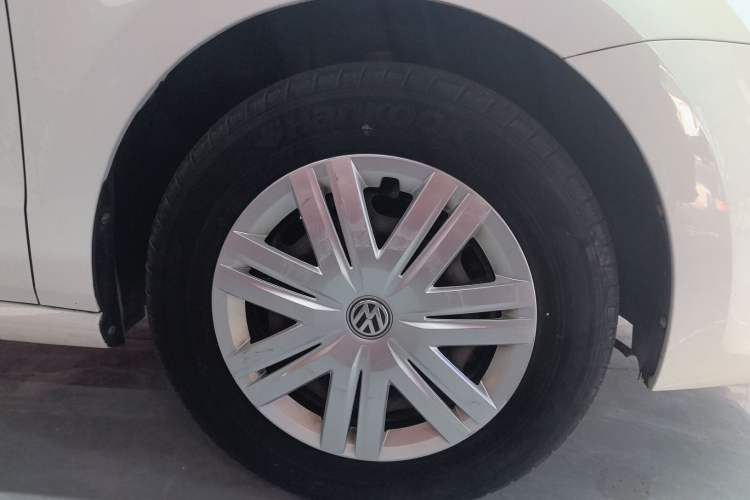 Used Volkswagen Polo 2018 1.5L Manual Drive-Comfort Model Right Rear Wheel Hub