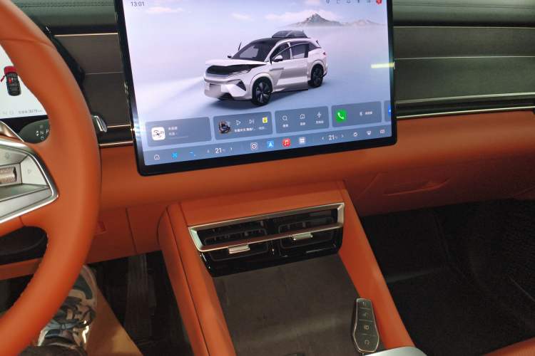 Used BYD Tang L 2025 DM 175KM Drone Player Edition
