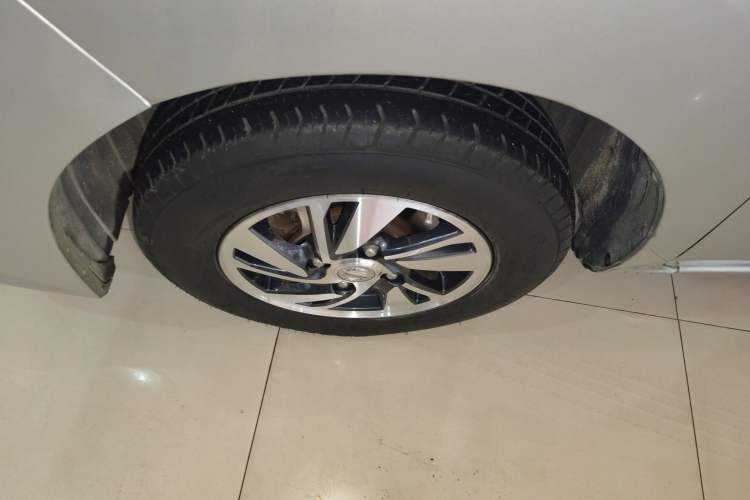 Used Nissan NV200 2018 1.6L CVT Luxury Model Exterior 4