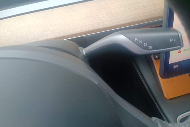 Used Tesla Model Y 2022 Rear-Wheel-Drive Version
