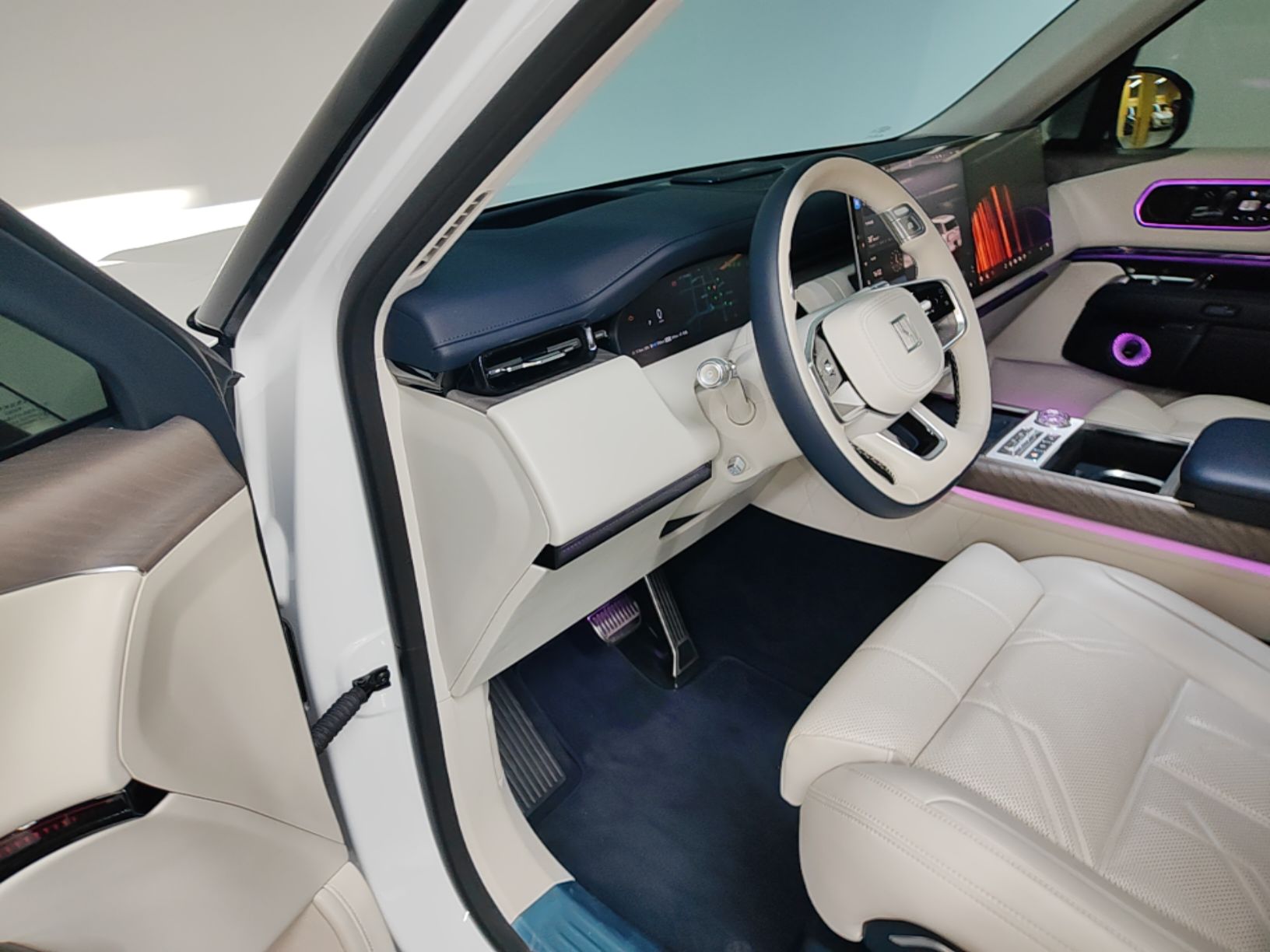 Zeekr 9X 2025 Hyper Edition 70kWh — снимка 18