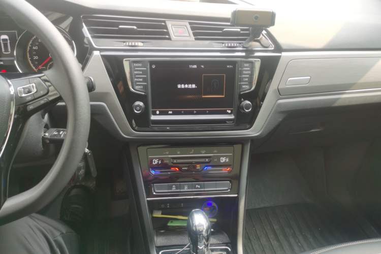 Used Volkswagen Touran 2021 Touran L 280TSI DSG Comfort Edition 7 Seats Audio And AC Panel