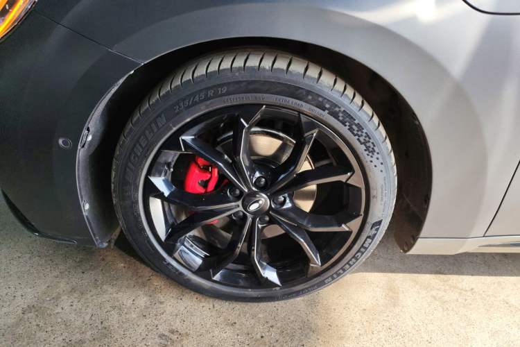 Used ORA Lightning Cat 2024 Dark Night Edition 555km Prestige Version
