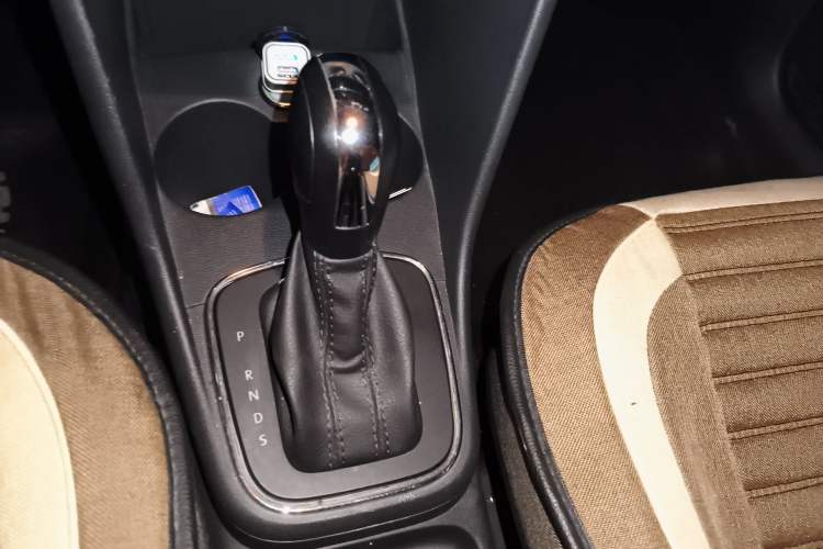 Used Volkswagen Polo 2018 1.5L Automatic Advanced Driving Model Gear Lever