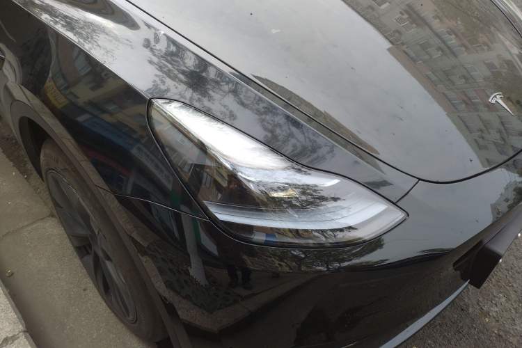 Used Tesla Model Y 2023 Rear-Wheel-Drive Version
