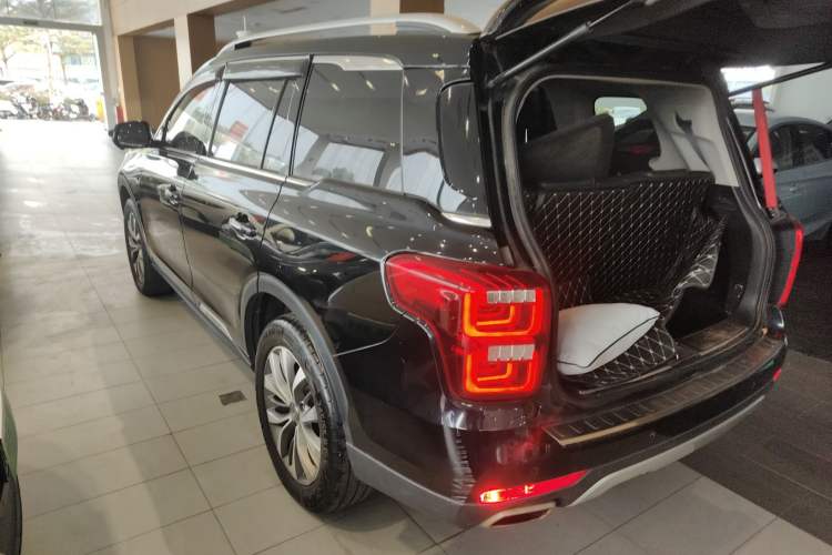 Used GAC Trumpchi GS8 2017 320T Two-Wheel Drive Luxury Smart Connectivity Version (7 Seats)