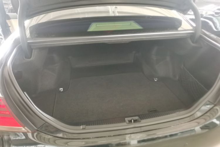 Used Toyota Crown 2012 2.5L Royal Leather Edition Trunk