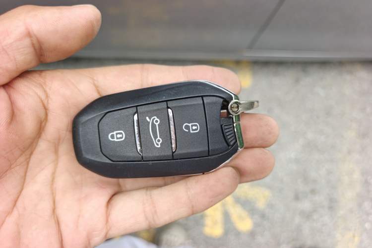 Used Peugeot 508L New Energy 2021 1.6T Plug-in Hybrid Tech Edition
