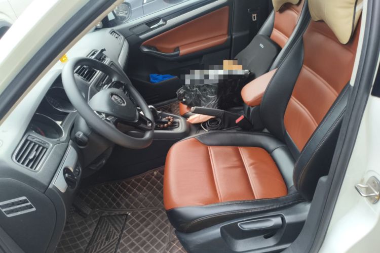 Used Volkswagen Sagitar 2015 1.6L Automatic Fashion Model Left Front Seat