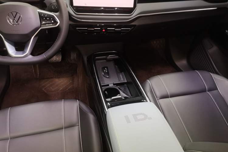 Used Volkswagen ID.4 X 2025 Smart Version Pure & Intelligent Enjoyment Edition
