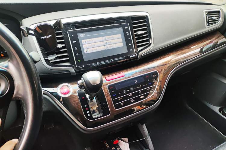 Used Honda Odyssey 2015 Revised Version 2.4L Supreme Edition
