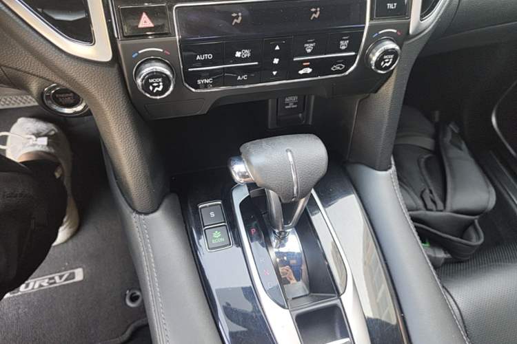 Used Honda UR-V 2017 240TURBO Two-Wheel Drive Classic Edition China V
