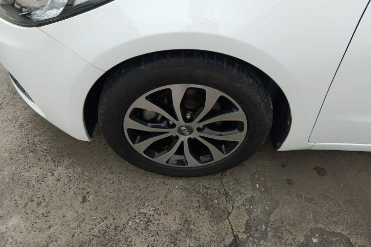 Used Kia K3 2015 1.6L Automatic GLS