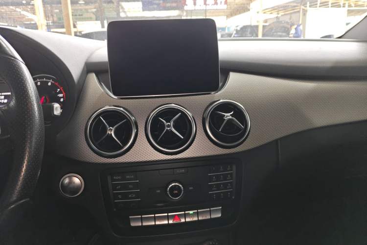 Used Mercedes-Benz B-Class 2018 B 200 Sport Edition