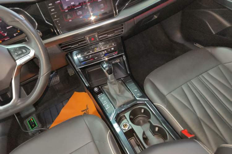 Used Volkswagen Passat 2022 330TSI Luxury Edition
