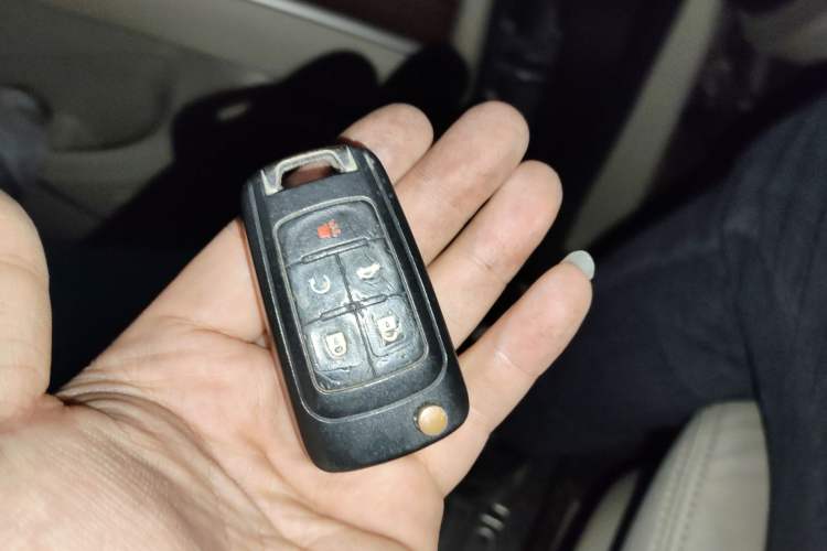 Used Buick GL8 2017 25S Luxury Version China V Standard Vehicle Key