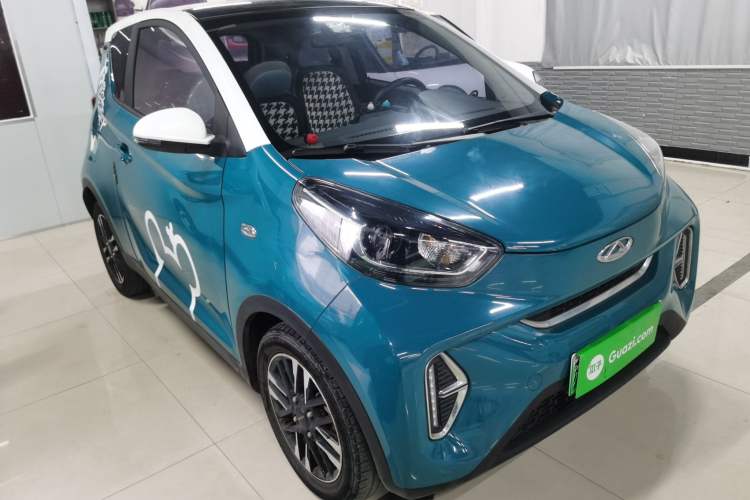 Used Chery New Energy Little Ant 2022 Restyled Version Sweet Pink Edition Half-Sugar Version 30.6 kWh 30 kW 301 km